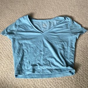 women’s light blue v-neck crop top